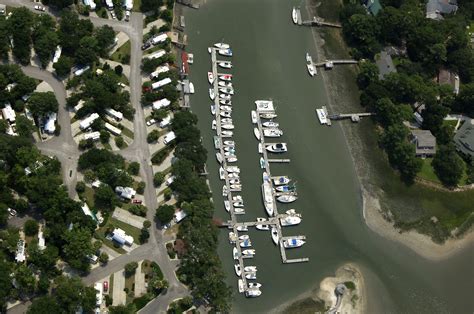 Hilton head harbor rv resort - RV Resort & Marina. Book Your Boat Dockage Book your RV stay. SITE SALES. own a slice of paradise On Hilton Head Island… Hilton Head Harbor RV Resort offers a rental investment without the hassles of traditional rental investments. Our on-site Real Estate team would love to help you find a slice for yourself. Click below to find out more ...